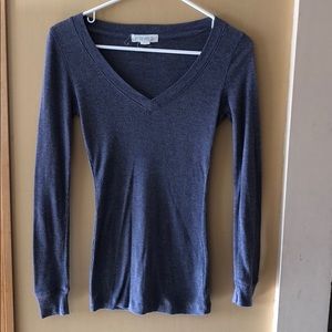 Forever 21 Long Sleeve V Neck